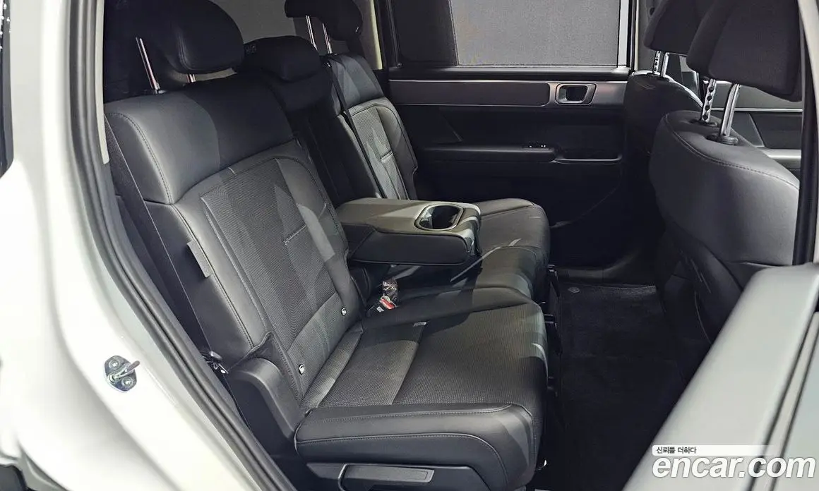 Hyundai Santa Fe 2024 1.6 автомат (гидро), фото 11