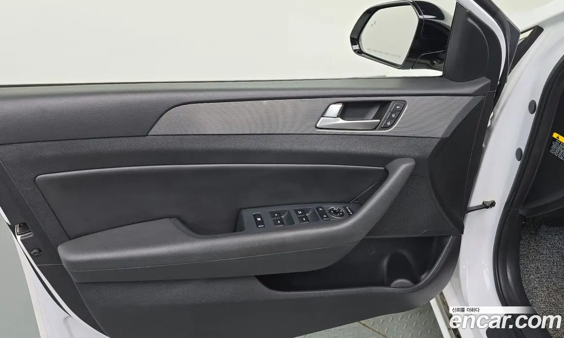 Hyundai Sonata 2018 1.6 автомат (гидро), фото 14 Hyundai Sonata 2018 1.6 автомат (гидро), фото 14