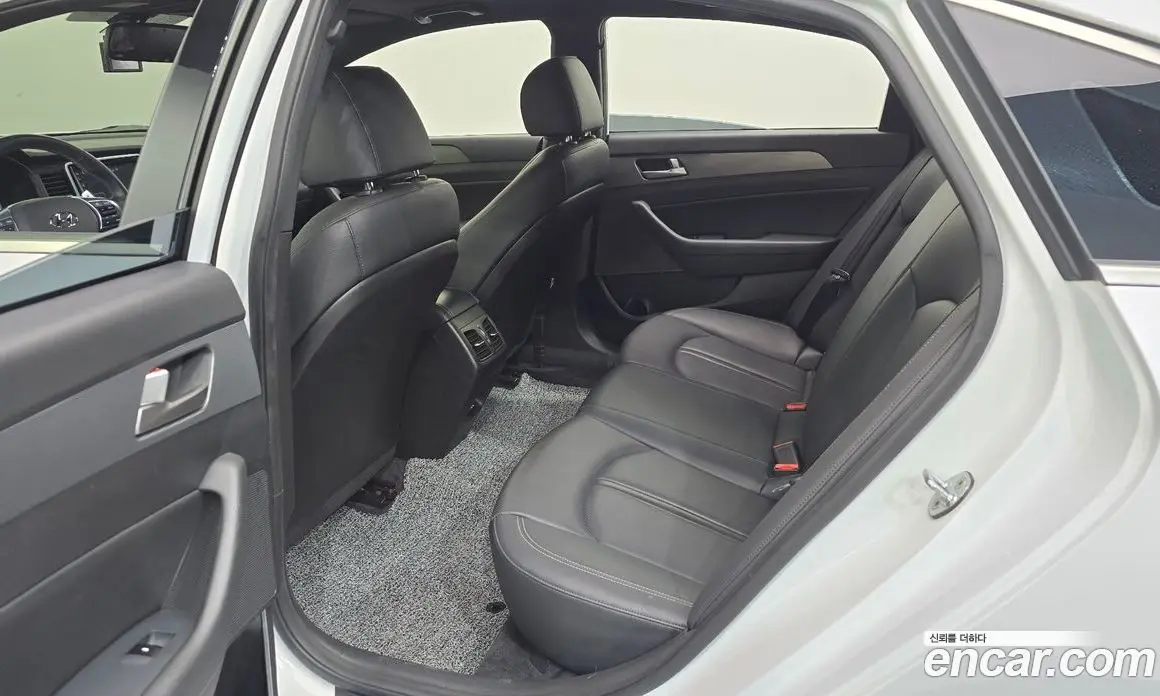 Hyundai Sonata 2018 1.6 автомат (гидро), фото 25 Hyundai Sonata 2018 1.6 автомат (гидро), фото 25
