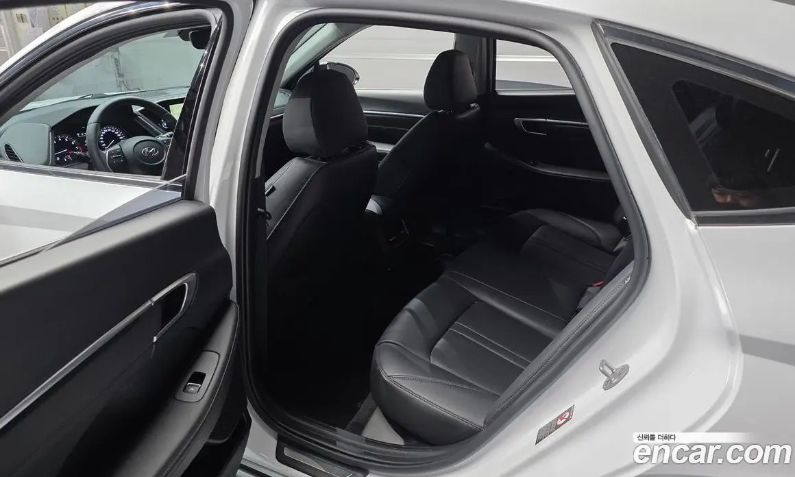 Hyundai Sonata 2022 2.0 автомат (гидро), фото 18 Hyundai Sonata 2022 2.0 автомат (гидро), фото 18