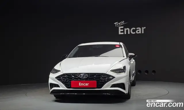 Hyundai Sonata 2022 2.0 автомат (гидро), миниатюра 3 Hyundai Sonata 2022 2.0 автомат (гидро), миниатюра 3