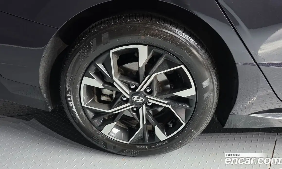 Hyundai Sonata 2024 2.0 автомат (гидро), фото 5 Hyundai Sonata 2024 2.0 автомат (гидро), фото 5