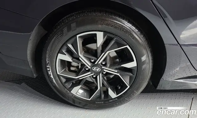 Hyundai Sonata 2024 2.0 автомат (гидро), миниатюра 5 Hyundai Sonata 2024 2.0 автомат (гидро), миниатюра 5