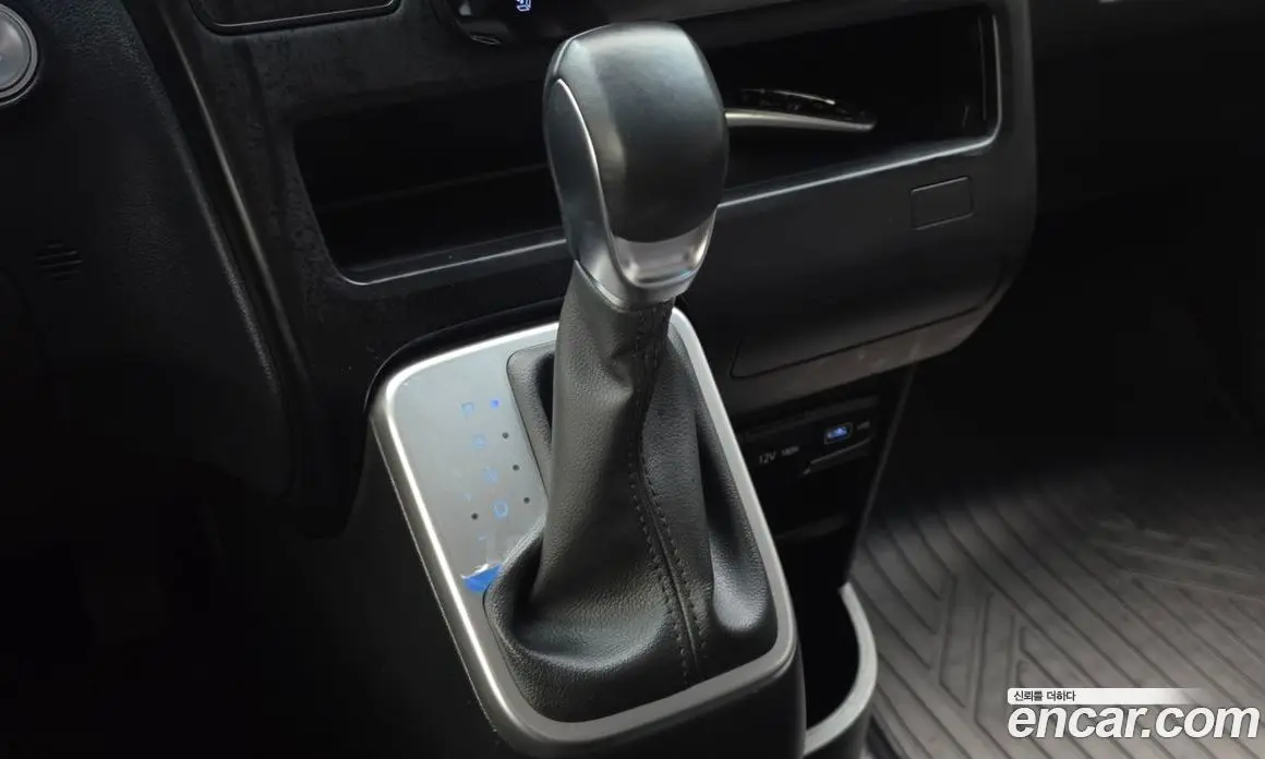 Hyundai Staria 2022 2.2 автомат (гидро), фото 12 Hyundai Staria 2022 2.2 автомат (гидро), фото 12