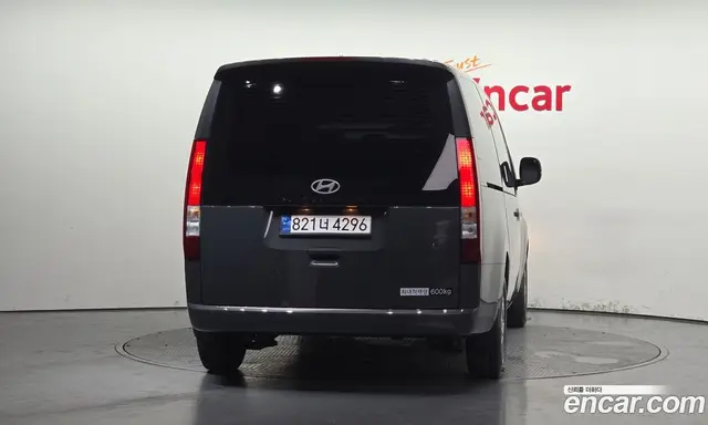 Hyundai Staria 2024 3.5 автомат (гидро), миниатюра 4
