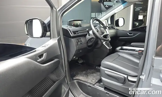 Hyundai Staria 2024 3.5 автомат (гидро), миниатюра 10