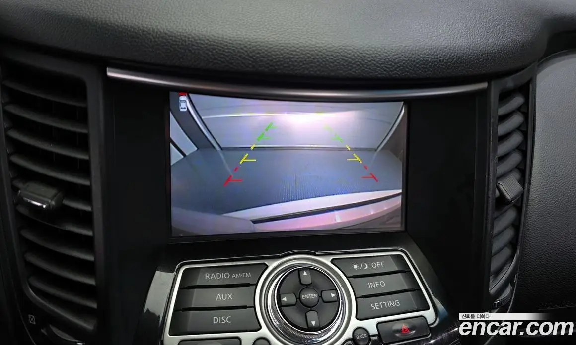 Infiniti QX70 2014 3.0 автомат (гидро), фото 15 Infiniti QX70 2014 3.0 автомат (гидро), фото 15