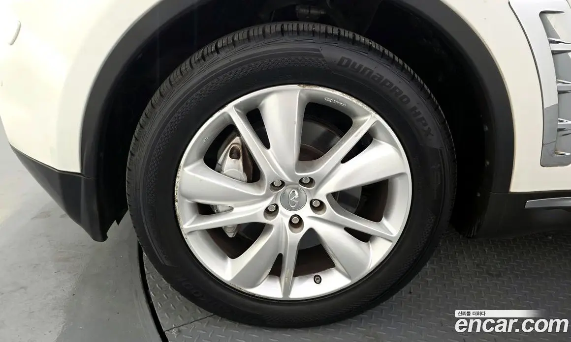 Infiniti QX70 2014 3.0 автомат (гидро), фото 5 Infiniti QX70 2014 3.0 автомат (гидро), фото 5