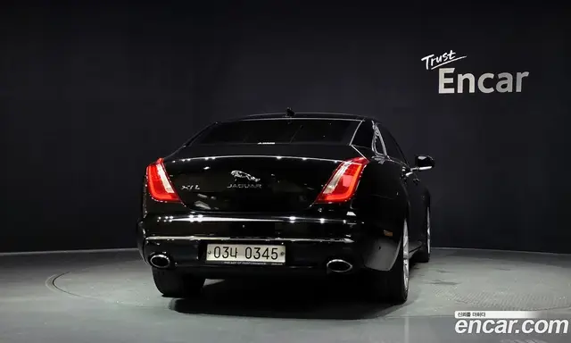 Jaguar XJ 2016 3.0 автомат (гидро), миниатюра 4 Jaguar XJ 2016 3.0 автомат (гидро), миниатюра 4