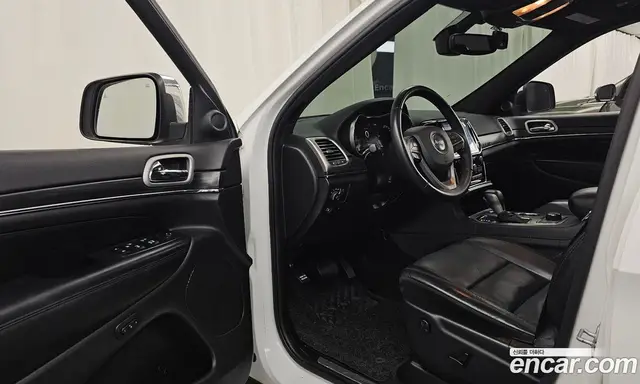 Jeep Cherokee 2019 3.6 автомат (гидро), миниатюра 10