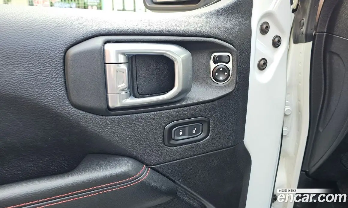 Jeep Gladiator 2021 3.6 автомат (гидро), фото 17 Jeep Gladiator 2021 3.6 автомат (гидро), фото 17