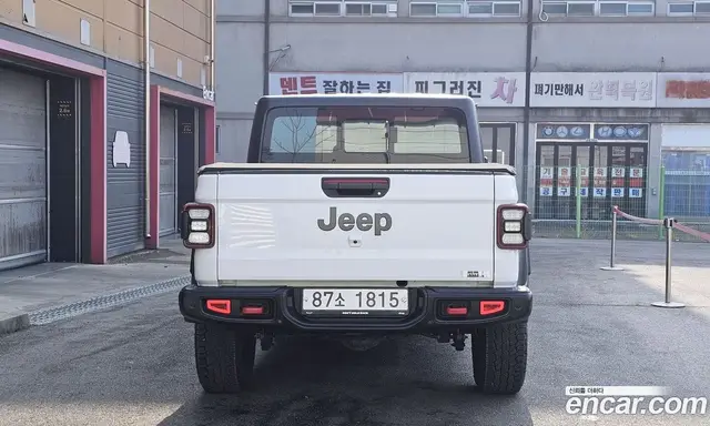 Jeep Gladiator 2021 3.6 автомат (гидро), миниатюра 4 Jeep Gladiator 2021 3.6 автомат (гидро), миниатюра 4