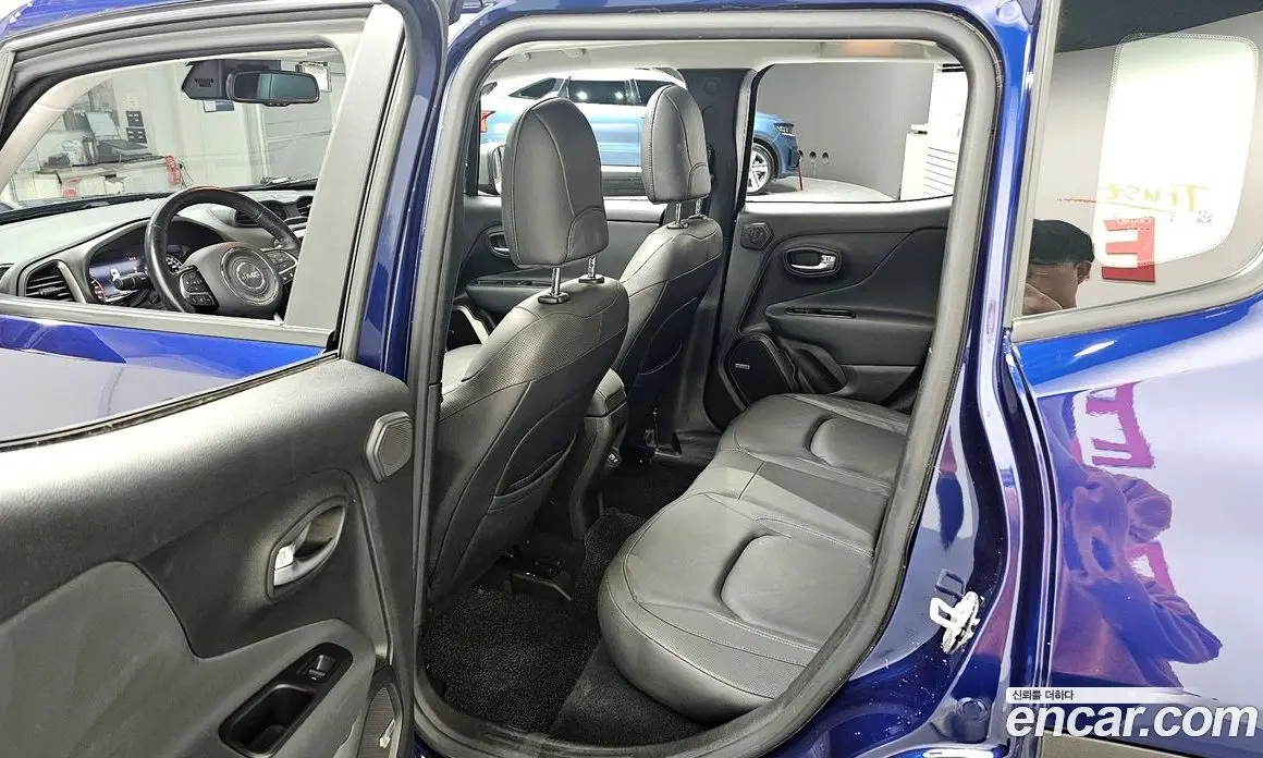 Jeep Renegade 2021 2.4 автомат (гидро), фото 11 Jeep Renegade 2021 2.4 автомат (гидро), фото 11