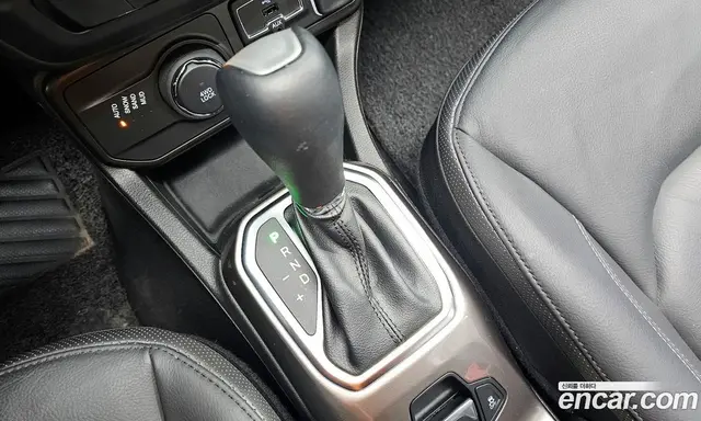 Jeep Renegade 2021 2.4 автомат (гидро), миниатюра 9 Jeep Renegade 2021 2.4 автомат (гидро), миниатюра 9