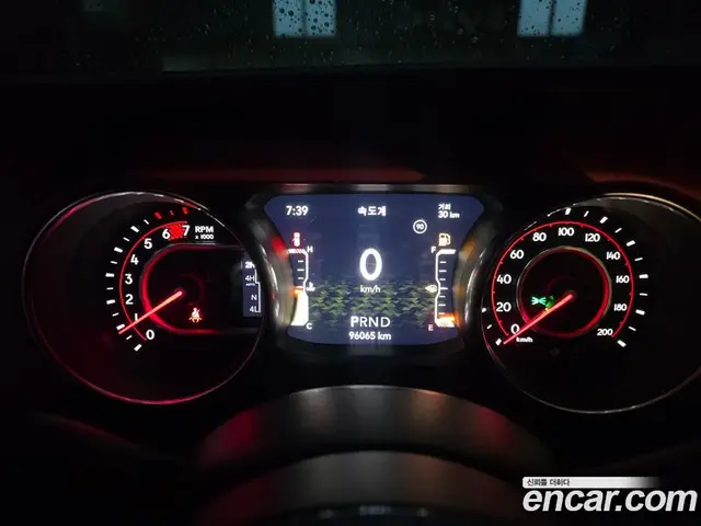 Jeep Wrangler 2019 2.0 автомат (гидро), миниатюра 9 Jeep Wrangler 2019 2.0 автомат (гидро), миниатюра 9
