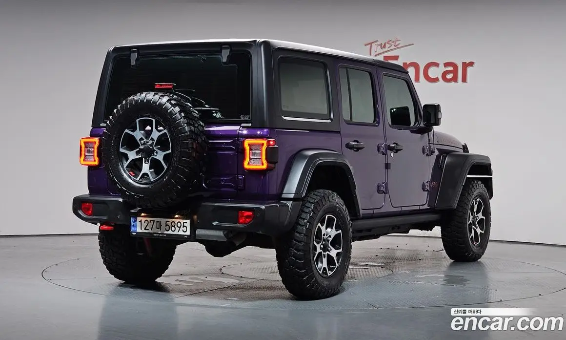 Jeep Wrangler 2023 2.0 автомат (гидро), фото 1 Jeep Wrangler 2023 2.0 автомат (гидро), фото 1