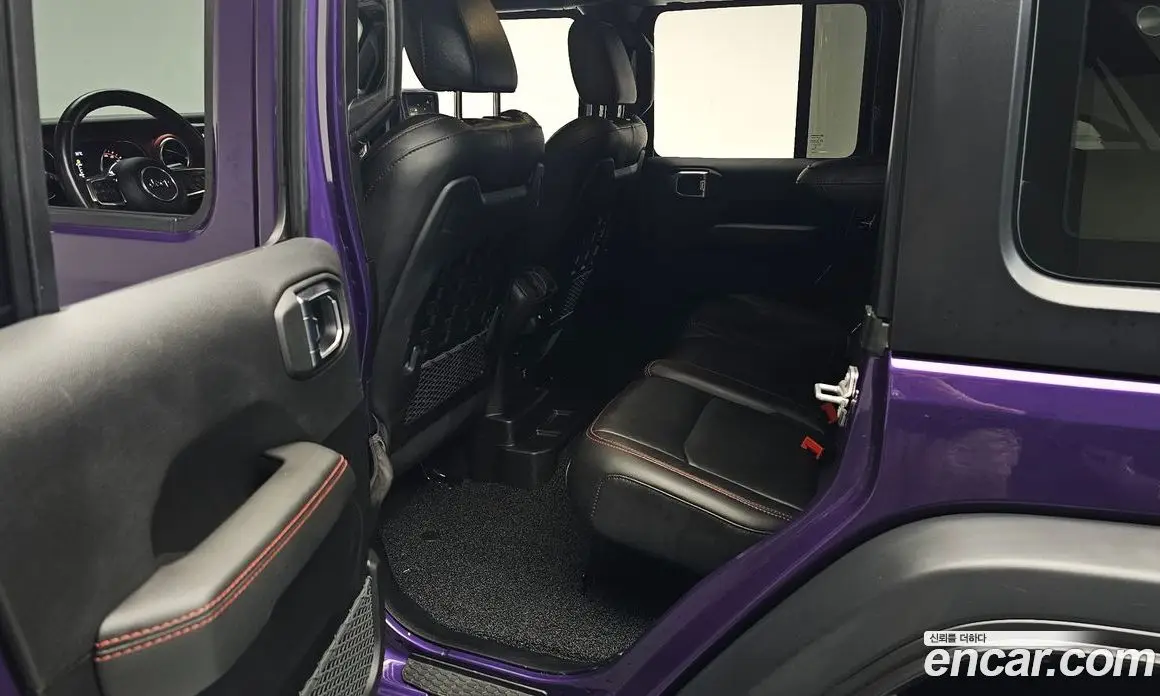 Jeep Wrangler 2023 2.0 автомат (гидро), фото 15 Jeep Wrangler 2023 2.0 автомат (гидро), фото 15