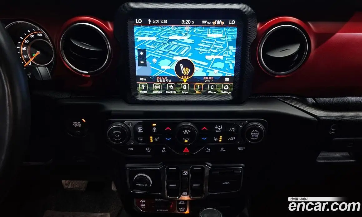 Jeep Wrangler 2023 2.0 автомат (гидро), фото 19 Jeep Wrangler 2023 2.0 автомат (гидро), фото 19