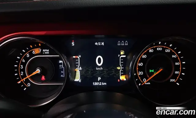 Jeep Wrangler 2023 2.0 автомат (гидро), миниатюра 10 Jeep Wrangler 2023 2.0 автомат (гидро), миниатюра 10
