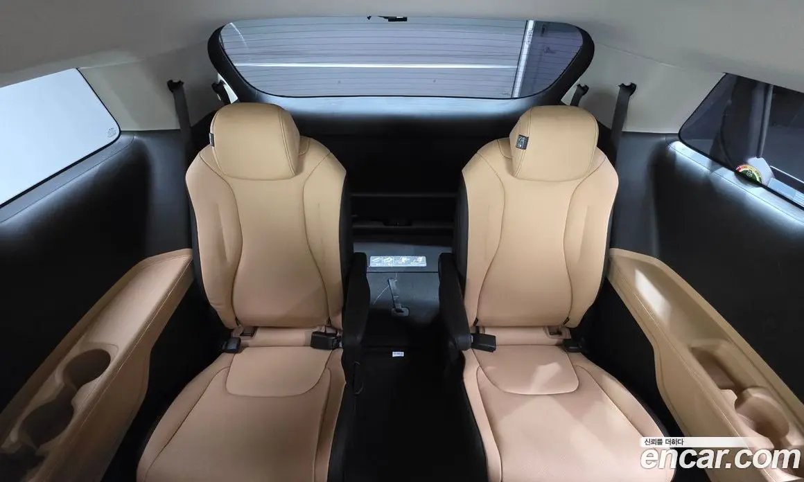 Kia Carnival 2023 3.5 автомат (гидро), фото 24 Kia Carnival 2023 3.5 автомат (гидро), фото 24