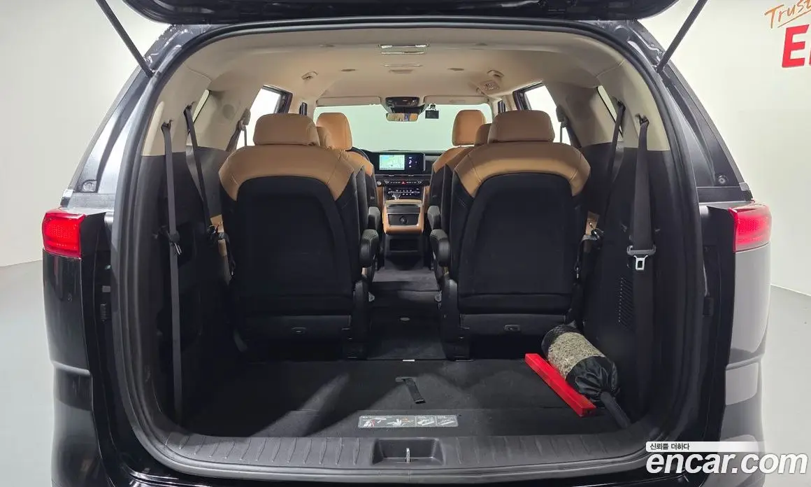 Kia Carnival 2023 3.5 автомат (гидро), фото 25 Kia Carnival 2023 3.5 автомат (гидро), фото 25