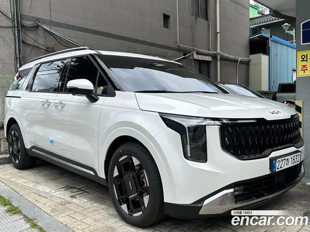 Kia Carnival 2025 1.6 автомат (гидро), миниатюра 1 Kia Carnival 2025 1.6 автомат (гидро), миниатюра 1