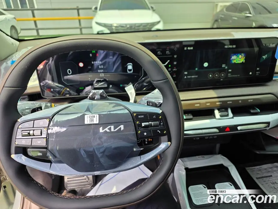 Kia EV4 2026 автомат (гидро), фото 6 Kia EV4 2026 автомат (гидро), фото 6