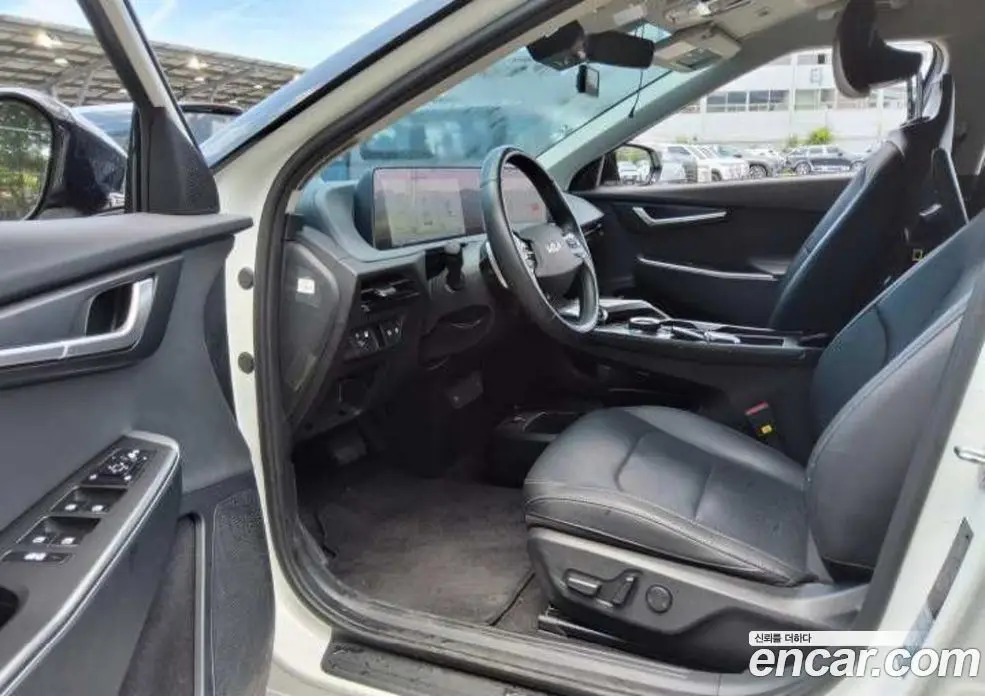 Kia EV6 2023 1.0 автомат (гидро), фото 4 Kia EV6 2023 1.0 автомат (гидро), фото 4