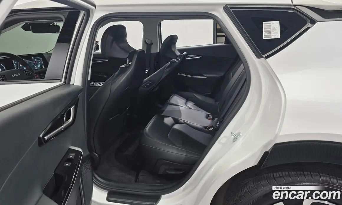 Kia EV6 2024 0.1 автомат (гидро), фото 17 Kia EV6 2024 0.1 автомат (гидро), фото 17