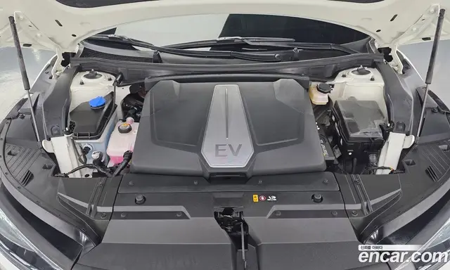 Kia EV6 2024 0.1 автомат (гидро), миниатюра 6 Kia EV6 2024 0.1 автомат (гидро), миниатюра 6