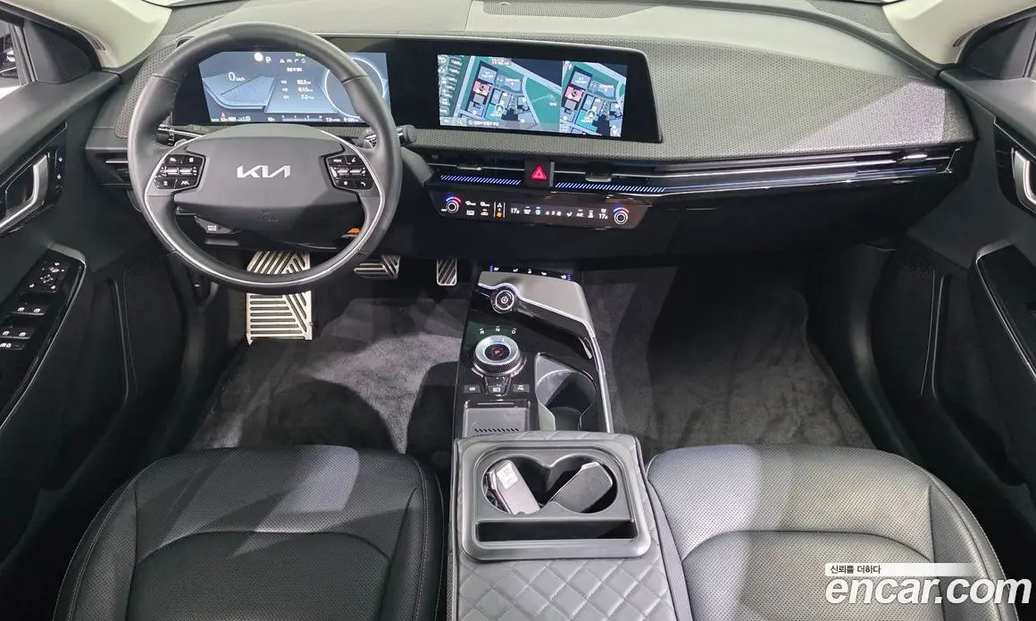 Kia EV6 2024 0.1 автомат (гидро), фото 10 Kia EV6 2024 0.1 автомат (гидро), фото 10