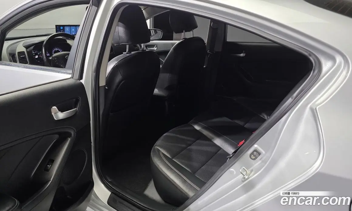 Kia K3 2015 1.6 автомат (гидро), фото 11 Kia K3 2015 1.6 автомат (гидро), фото 11