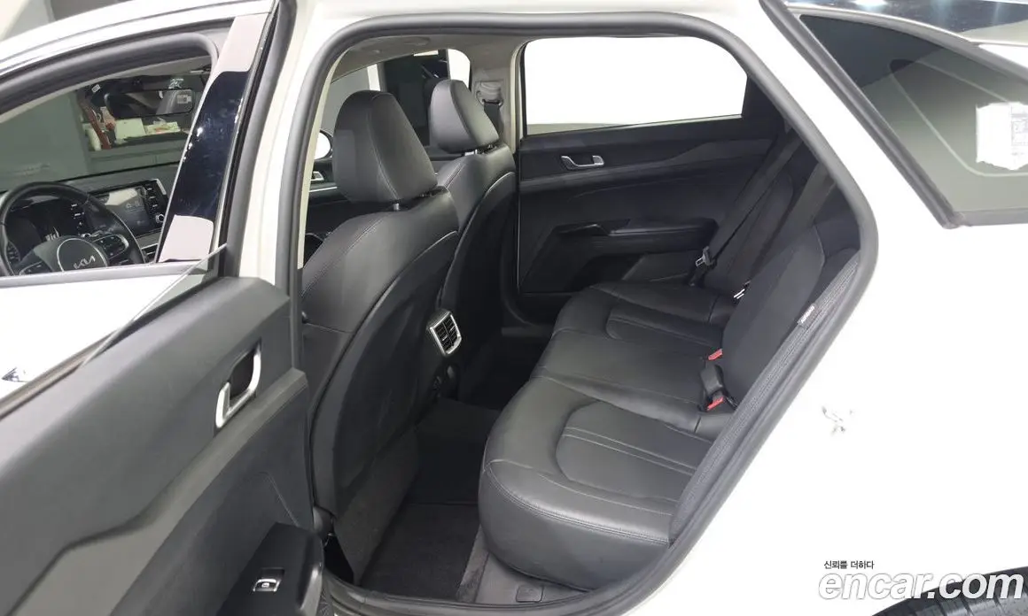 Kia K5 (Optima) 2022 2.0 автомат (гидро), фото 17