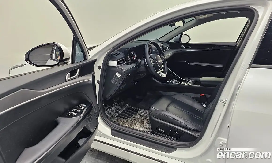 Kia K5 (Optima) 2023 2.0 автомат (гидро), фото 13 Kia K5 (Optima) 2023 2.0 автомат (гидро), фото 13