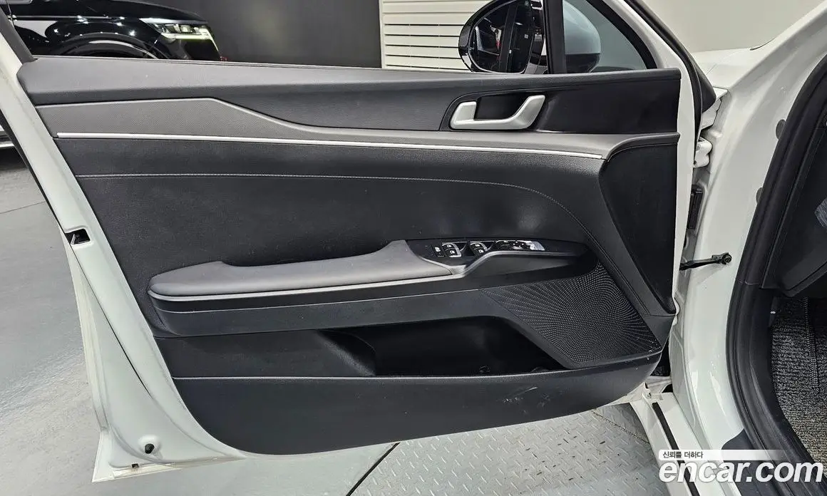 Kia K5 (Optima) 2023 2.0 автомат (гидро), фото 14 Kia K5 (Optima) 2023 2.0 автомат (гидро), фото 14