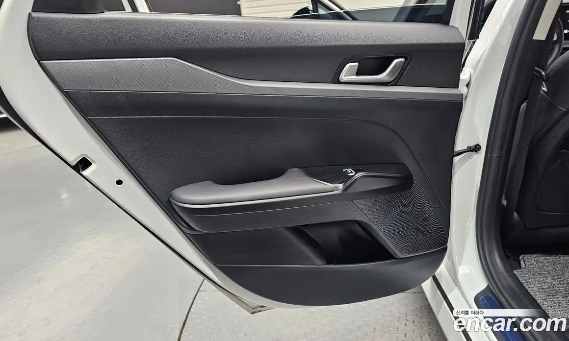 Kia K5 (Optima) 2023 2.0 автомат (гидро), фото 15 Kia K5 (Optima) 2023 2.0 автомат (гидро), фото 15