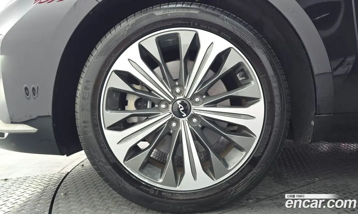 Kia K8 2023 3.5 автомат (гидро), фото 5 Kia K8 2023 3.5 автомат (гидро), фото 5