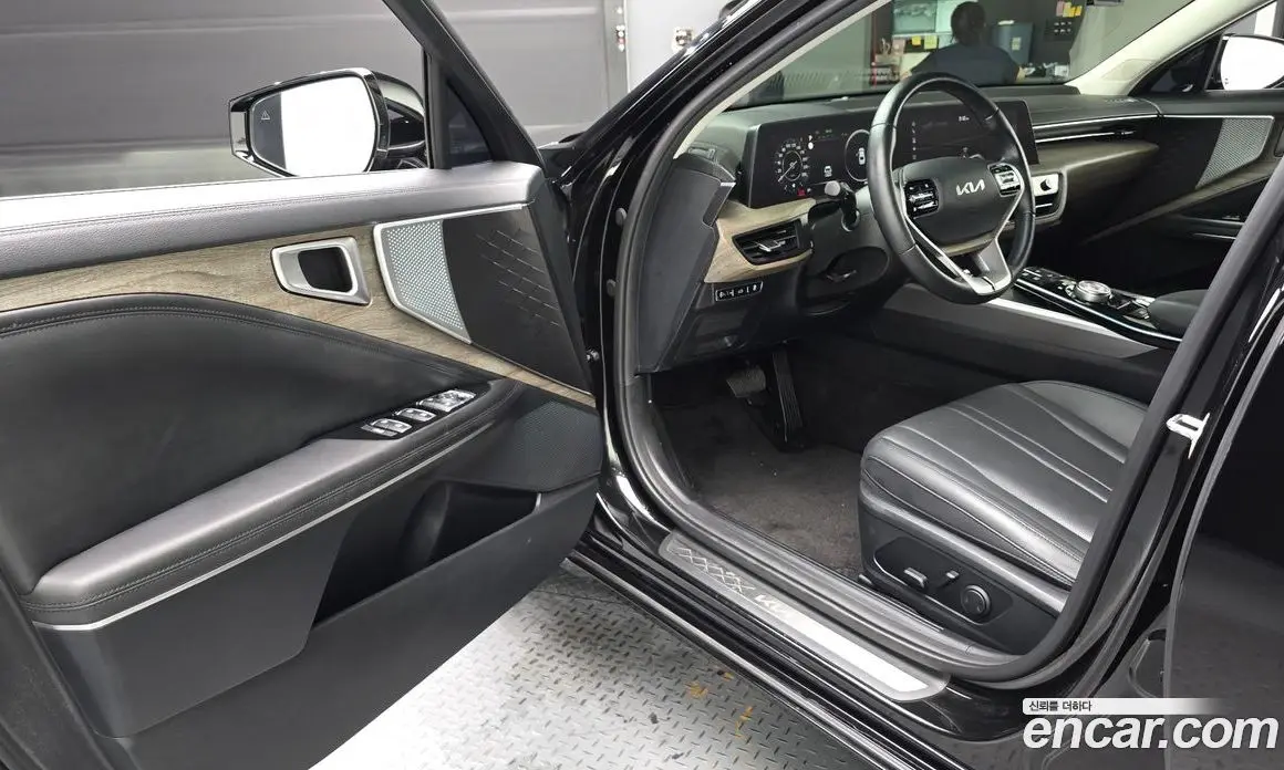 Kia K8 2023 3.5 автомат (гидро), фото 10 Kia K8 2023 3.5 автомат (гидро), фото 10