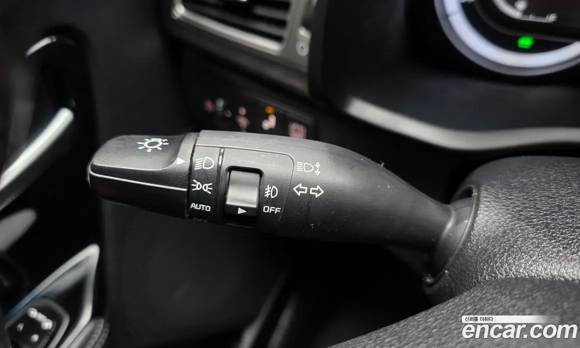 Kia Niro 2018 1.6 автомат (гидро), фото 18