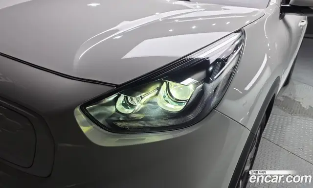 Kia Niro 2023 0.2 автомат (гидро), миниатюра 8 Kia Niro 2023 0.2 автомат (гидро), миниатюра 8