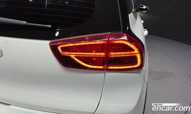 Kia Niro 2023 0.2 автомат (гидро), миниатюра 9 Kia Niro 2023 0.2 автомат (гидро), миниатюра 9