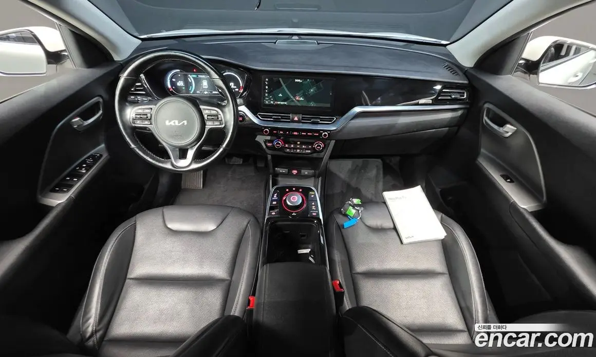 Kia Niro 2023 0.2 автомат (гидро), фото 10 Kia Niro 2023 0.2 автомат (гидро), фото 10