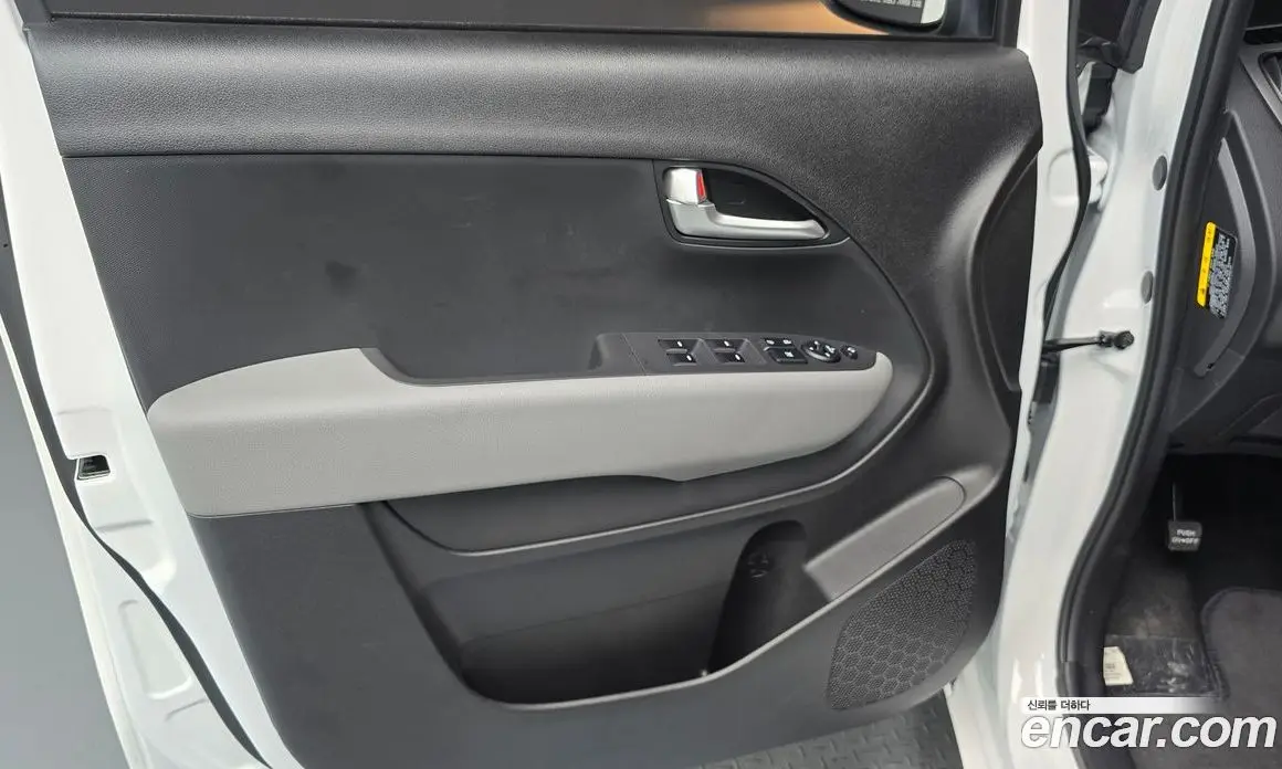 Kia Ray 2026 1.0 автомат (гидро), фото 14 Kia Ray 2026 1.0 автомат (гидро), фото 14