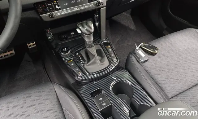 Kia Seltos 2025 2.0 автомат (гидро), миниатюра 11 Kia Seltos 2025 2.0 автомат (гидро), миниатюра 11