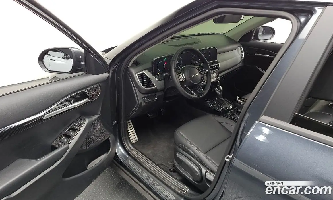 Kia Seltos 2025 2.0 автомат (гидро), фото 16 Kia Seltos 2025 2.0 автомат (гидро), фото 16