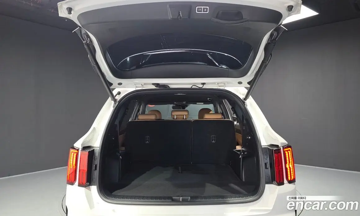 Kia Sorento 2023 2.2 автомат (гидро), фото 26 Kia Sorento 2023 2.2 автомат (гидро), фото 26
