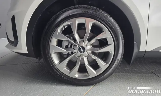 Kia Sorento 2023 2.2 автомат (гидро), миниатюра 5 Kia Sorento 2023 2.2 автомат (гидро), миниатюра 5