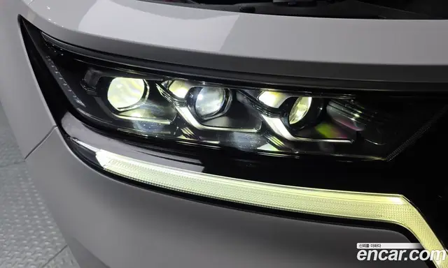 Kia Sorento 2023 2.2 автомат (гидро), миниатюра 8 Kia Sorento 2023 2.2 автомат (гидро), миниатюра 8