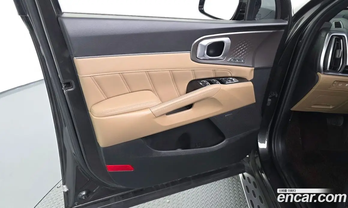 Kia Sorento 2024 2.5 автомат (гидро), фото 14 Kia Sorento 2024 2.5 автомат (гидро), фото 14