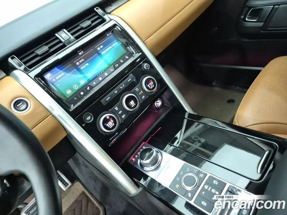 Land Rover Discovery 2019 3.0 автомат (гидро), фото 9 Land Rover Discovery 2019 3.0 автомат (гидро), фото 9